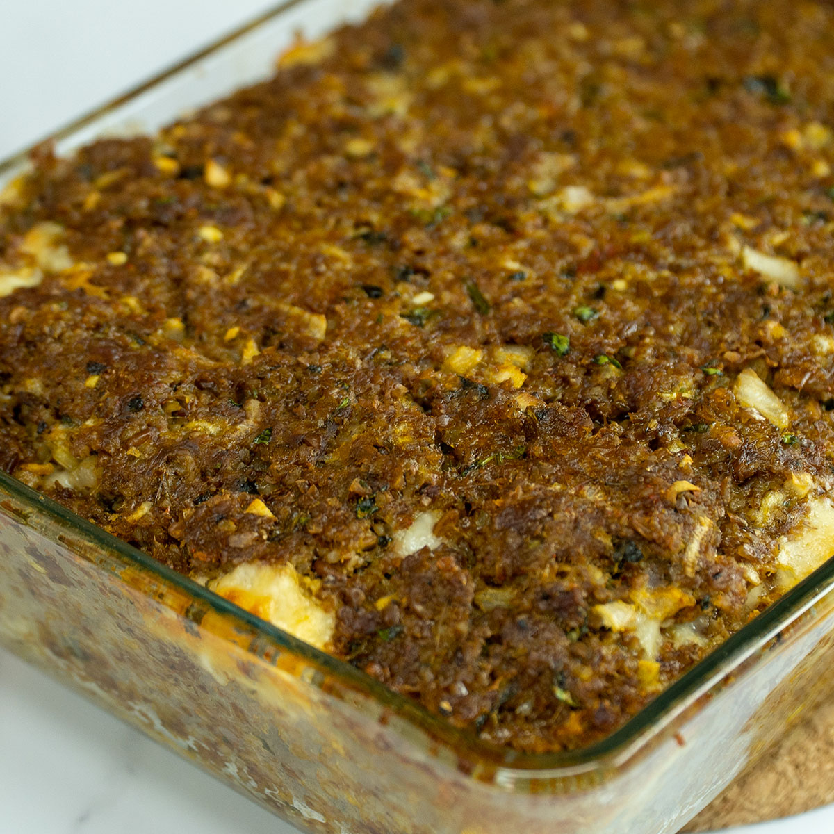 Kibe de forno recheado pronto para ser servido.